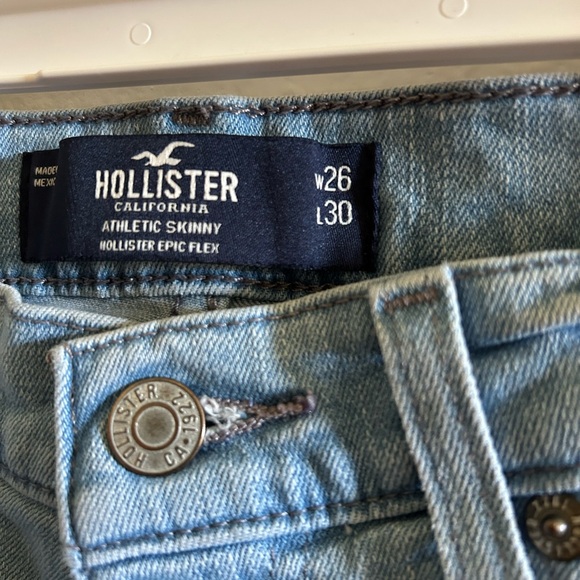 Hollister Athletic Skinny (tapered) Jeans - Picture 2 of 4